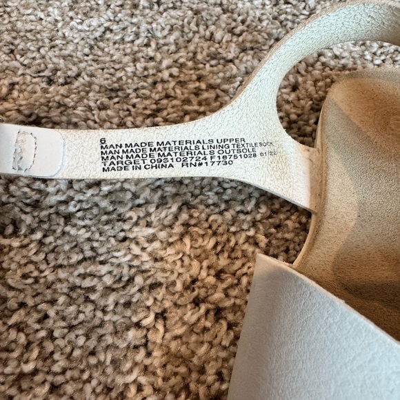 Kids White Sandals Shaelyn from Cat & Jack White strappy dress sandals size 6 - Picture 9 of 9